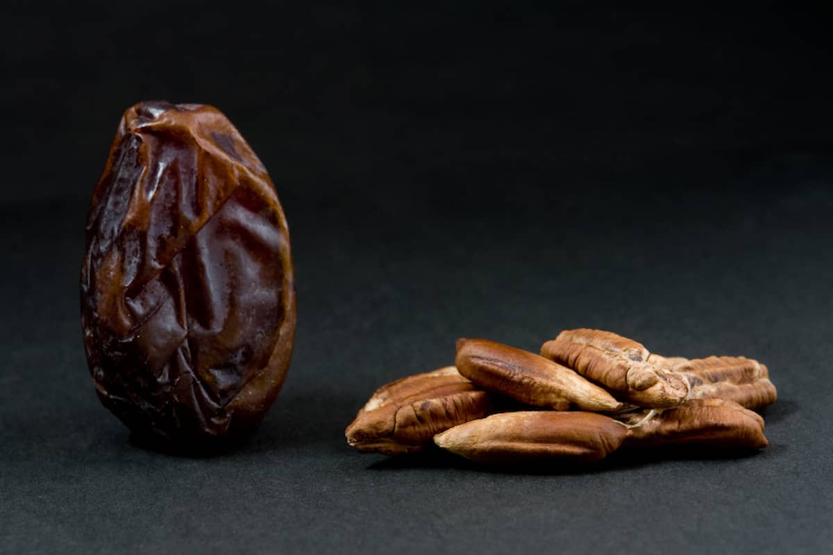 Date Coffee; Preparation Method, Pleasurable Taste, and Health Benefits